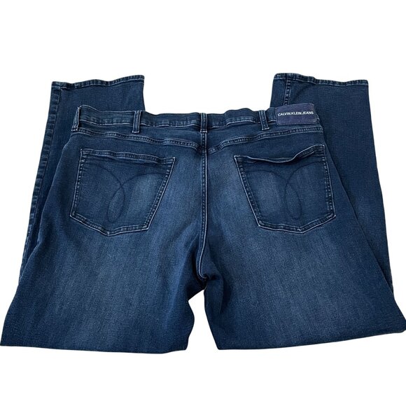 Calvin Klein Jeans Men's Size 40x32 Dark Blue Straight Fit Stretch Denim - Picture 5 of 6